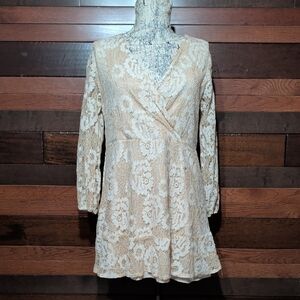 No Brand Tag Elegant Cream Lace Mini Dress